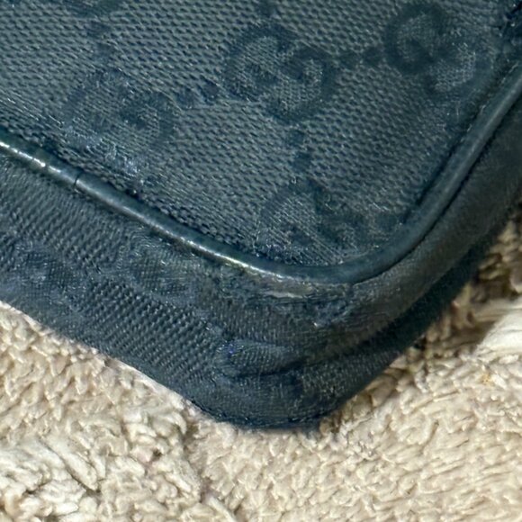 Gucci Black GG Monogram Canvas Small Pouch Bag Zipper Closure Logo Plate - Picture 6 of 14